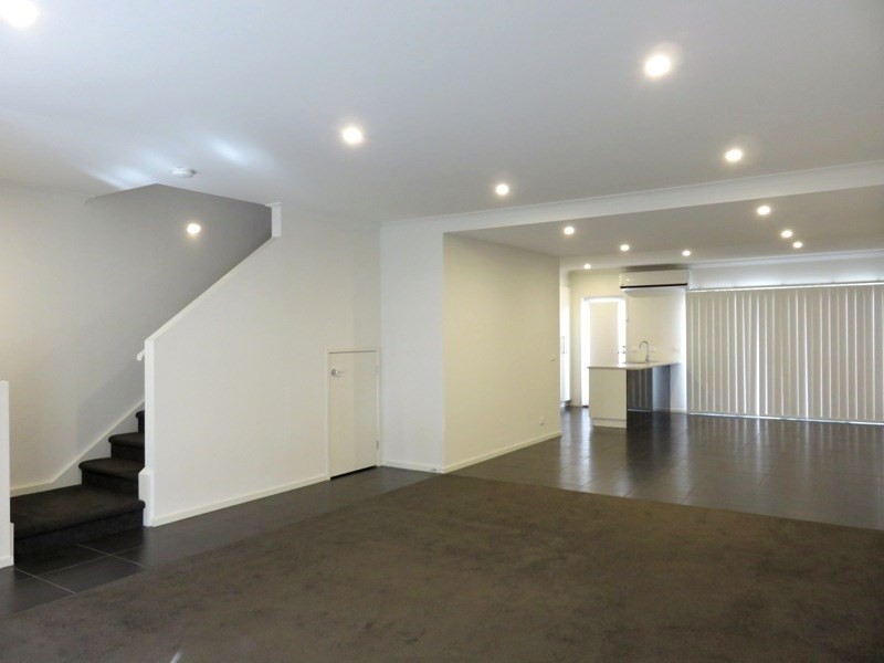 4 Silverstone Circuit, Wollert VIC 3750