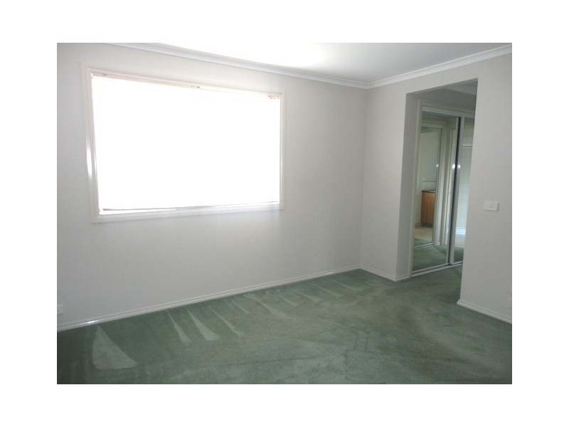 4 Redbark Hill Circuit, South Morang VIC 3752