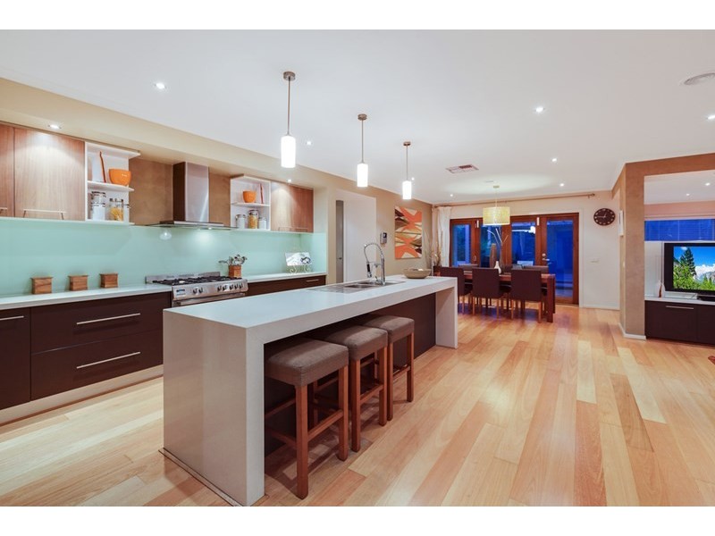 5 Viewgrand Boulevard, Epping VIC 3076