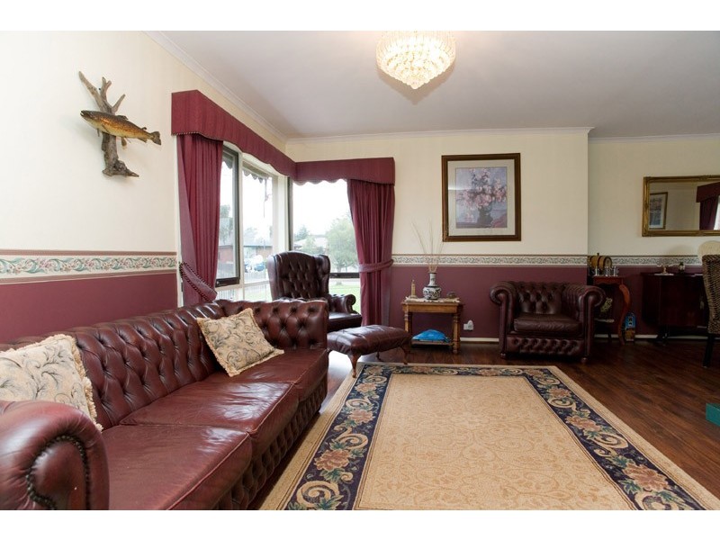 6 Fetlock Place, Epping VIC 3076