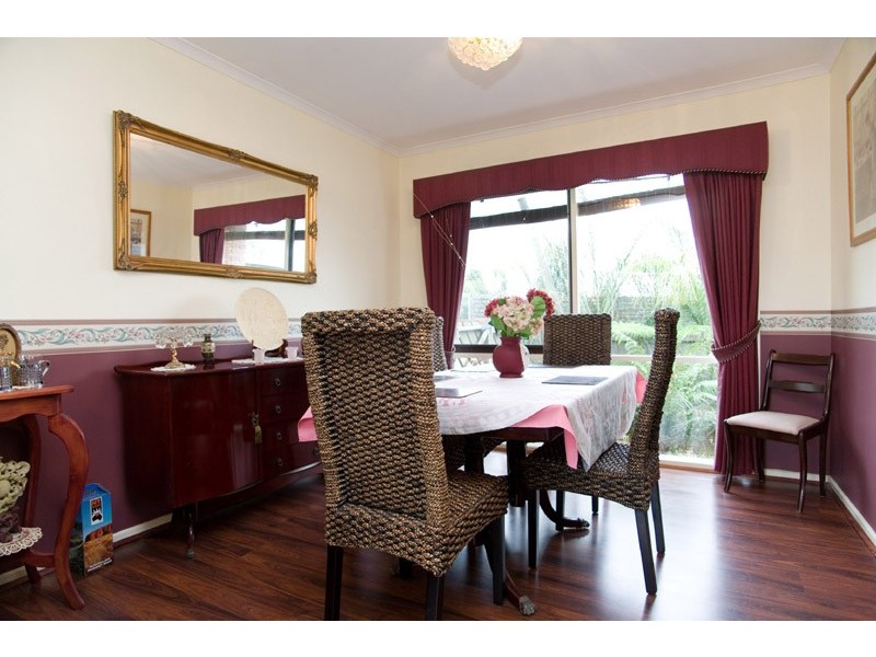 6 Fetlock Place, Epping VIC 3076