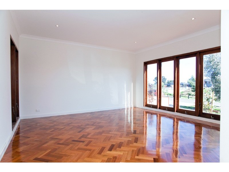 10 Billabong Circuit, Epping VIC 3076