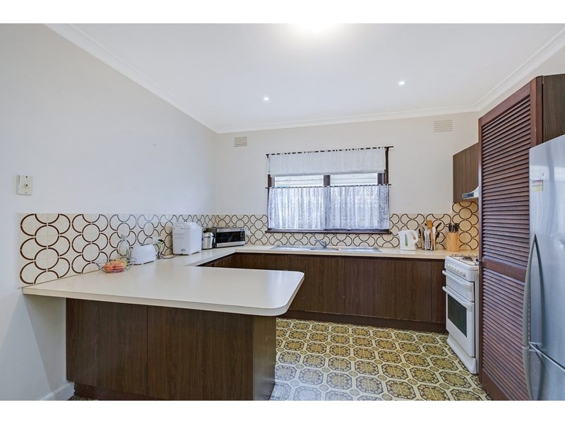 6 Clark Street, Reservoir VIC 3073