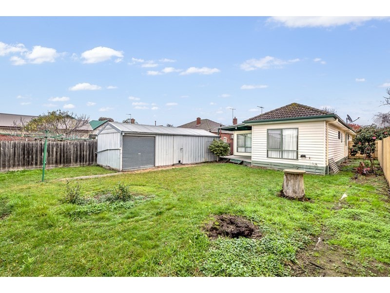 6 Clark Street, Reservoir VIC 3073