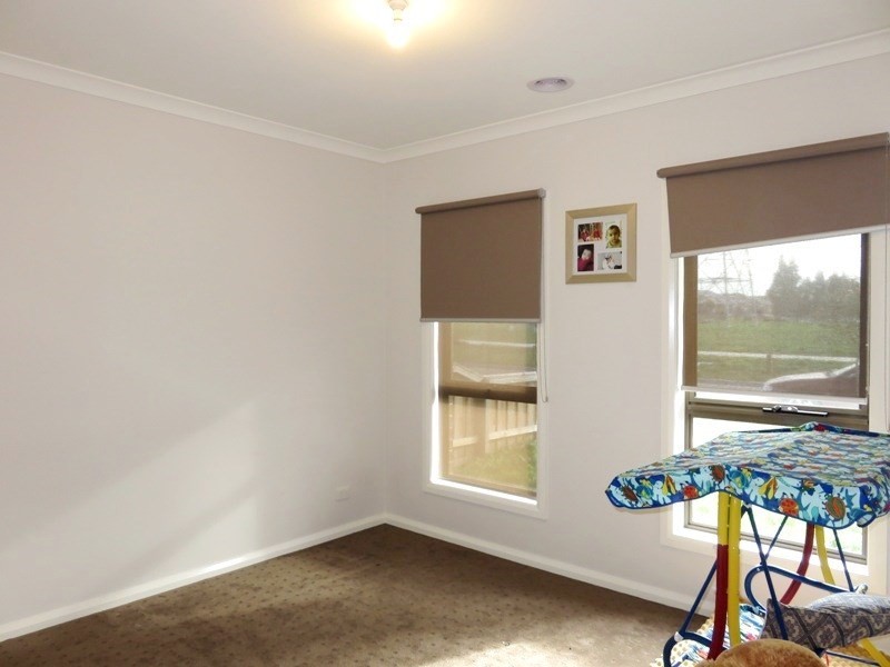 35 Herlitz Drive, Epping VIC 3076