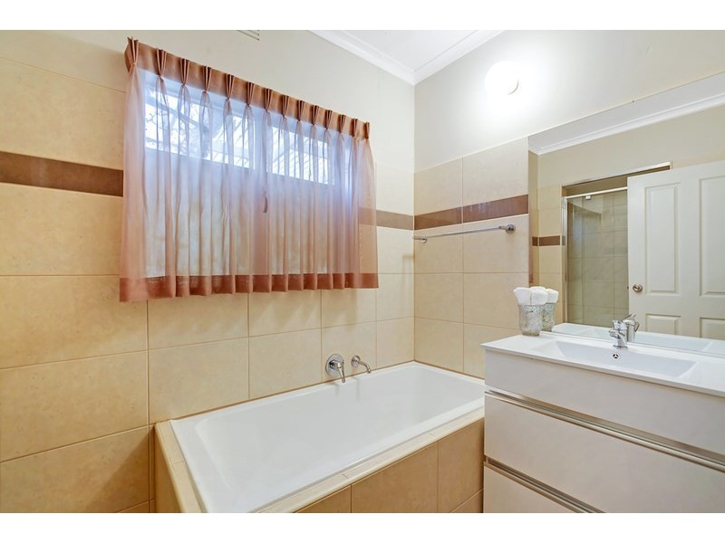 13 Lovelace Street, Preston VIC 3072