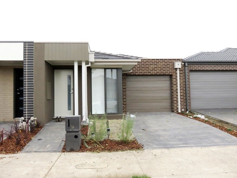 16 Prime Street, Mickleham VIC 3064