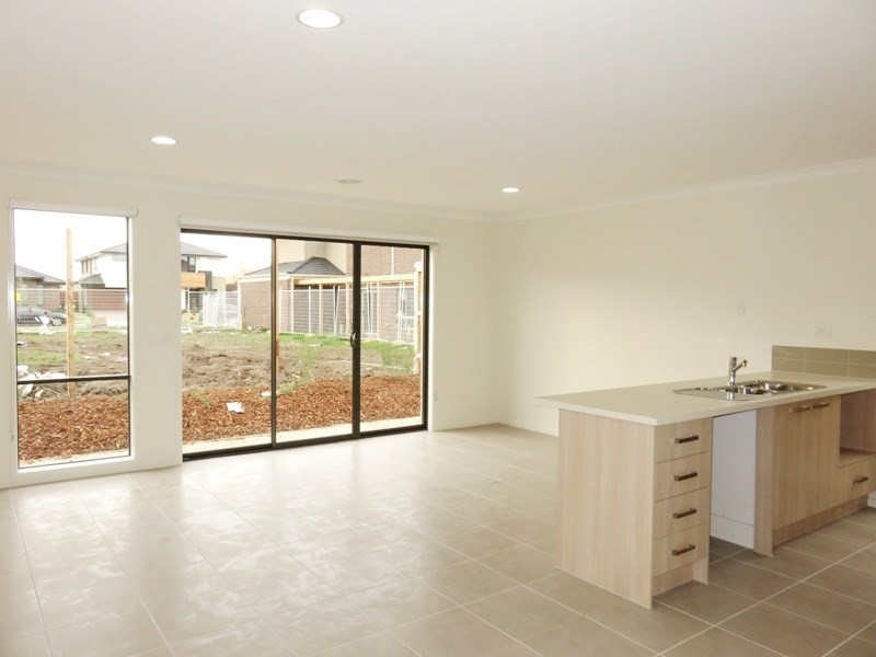 16 Prime Street, Mickleham VIC 3064