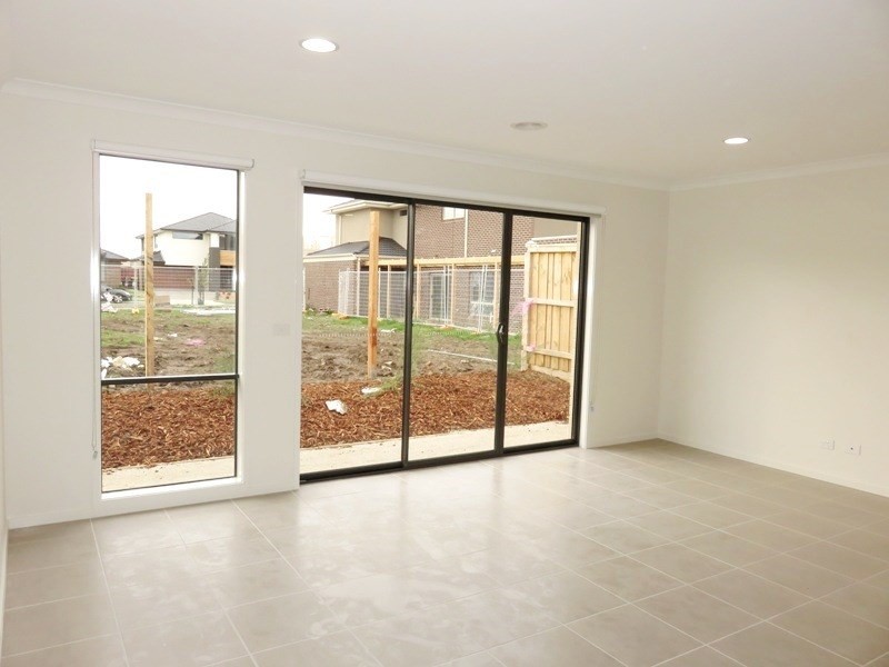 16 Prime Street, Mickleham VIC 3064