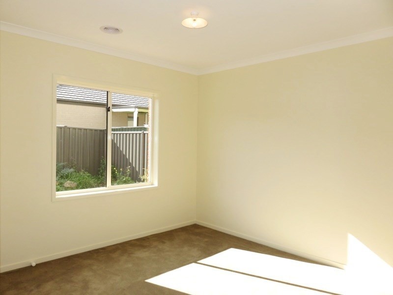 5 Warruga Crescent, Wollert VIC 3750