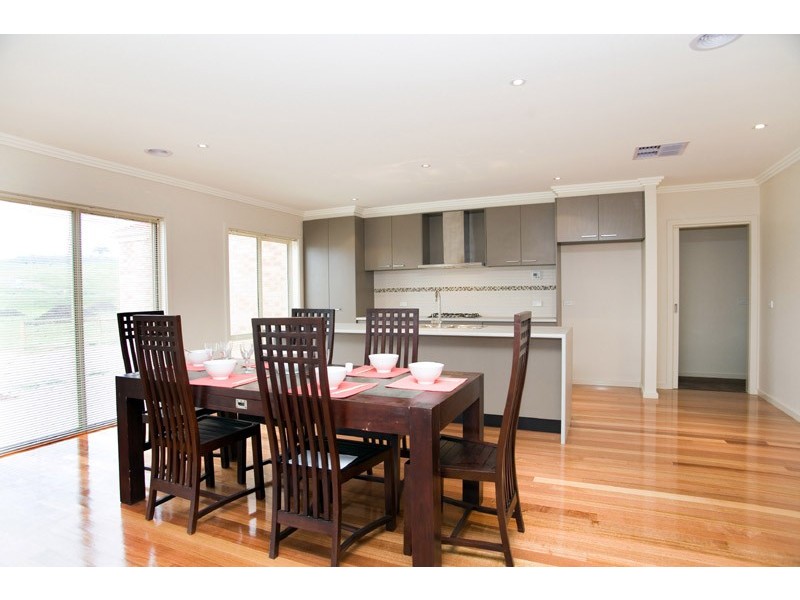 7 The Outlook, Hidden Valley VIC 3756
