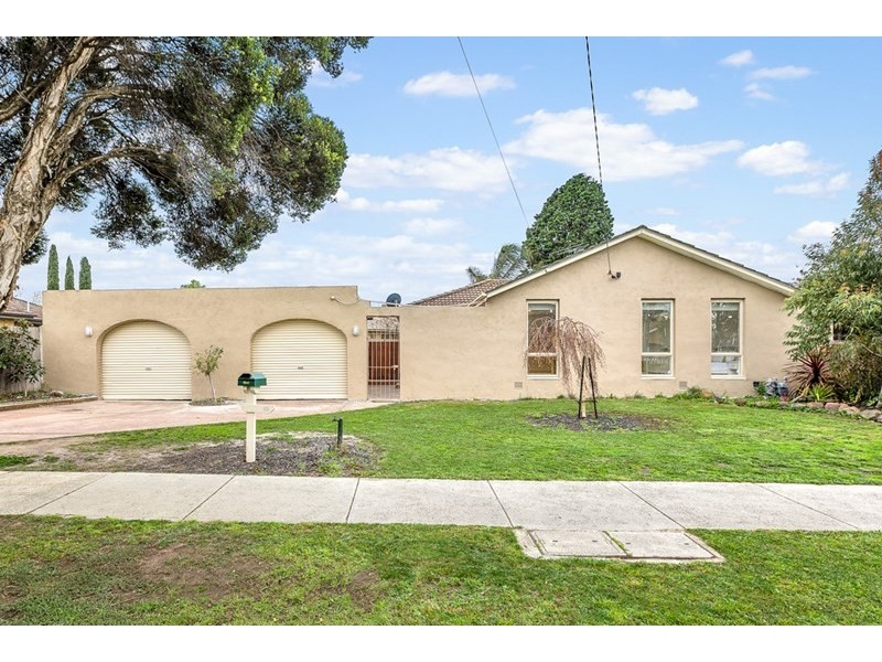 18 Peppercorn Parade, Epping VIC 3076