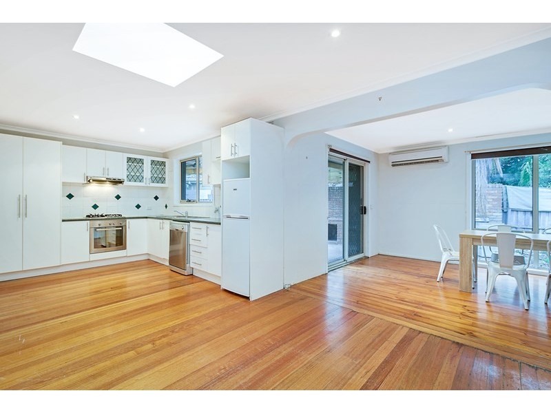 18 Peppercorn Parade, Epping VIC 3076