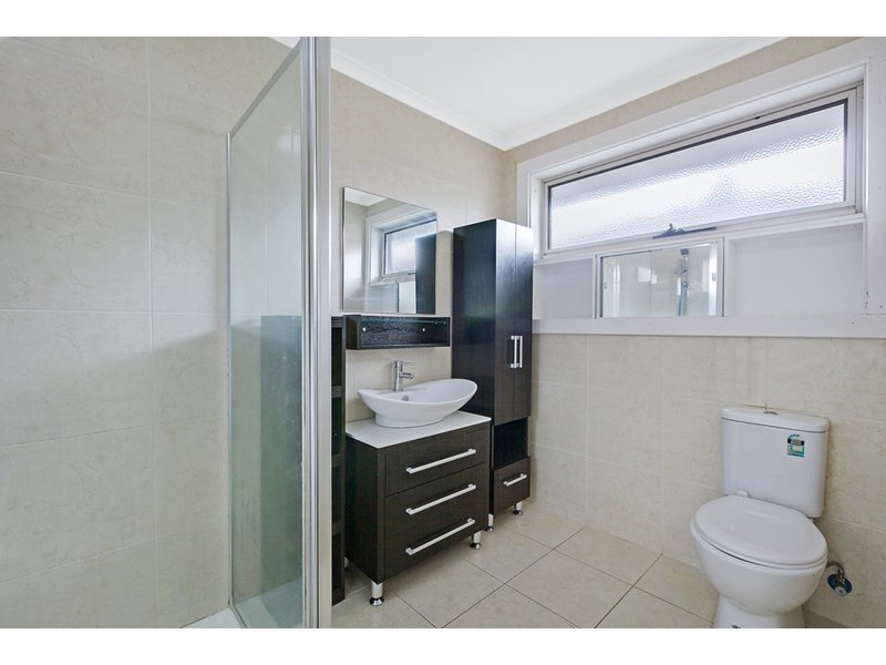 18 Peppercorn Parade, Epping VIC 3076