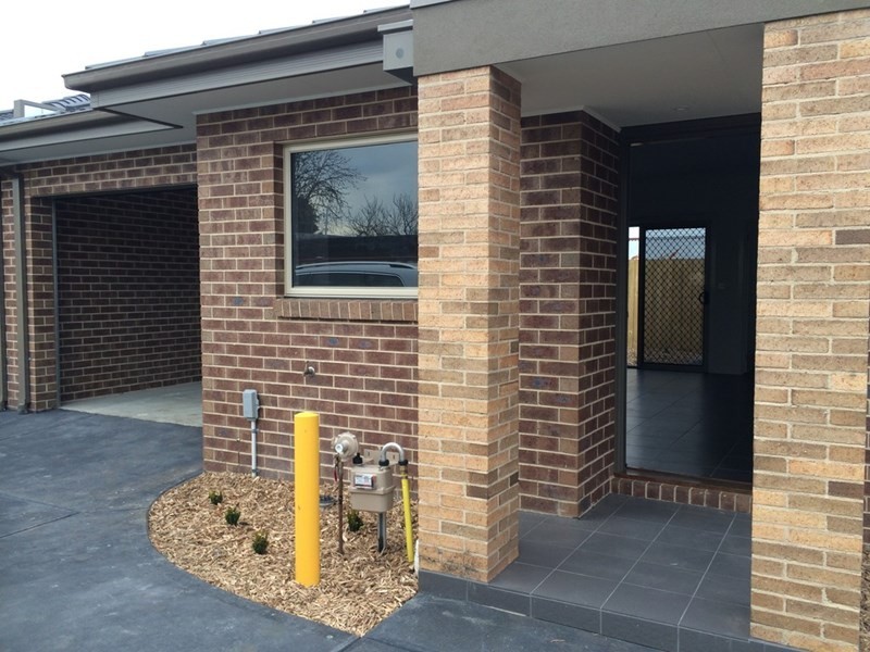 2/38 BURTON Street, Lalor VIC 3075