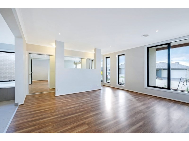 61 Lockhart Street, Mernda VIC 3754