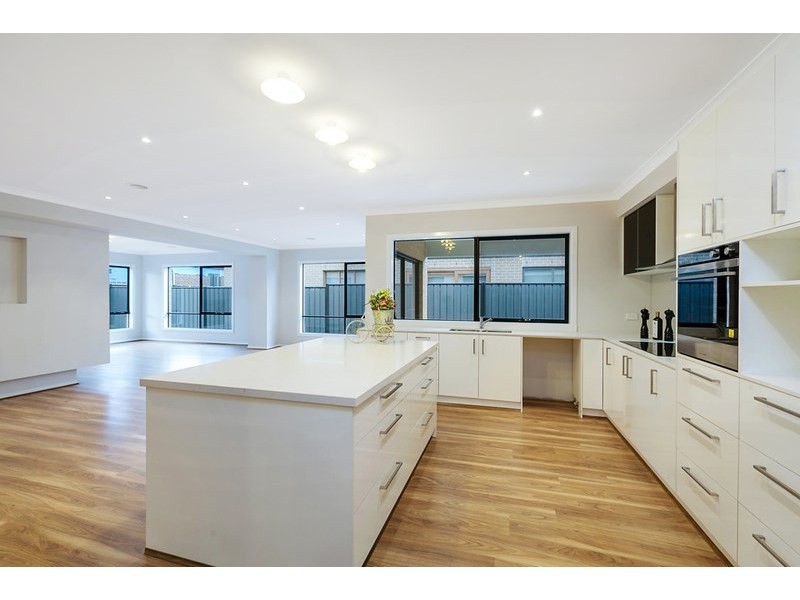 61 Lockhart Street, Mernda VIC 3754