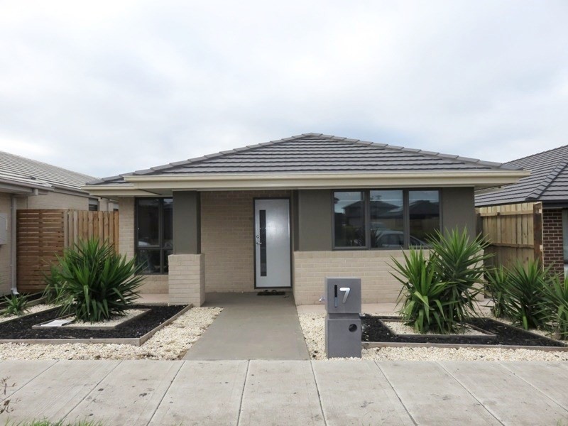 7 Lochinver Street, Wollert VIC 3750