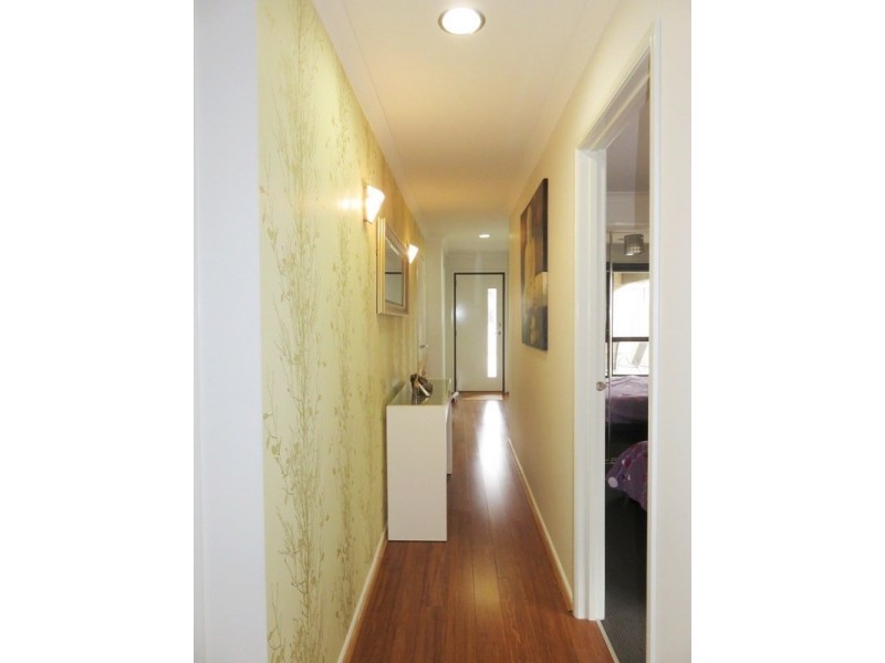 7 Lochinver Street, Wollert VIC 3750