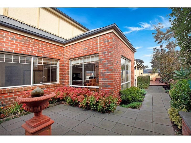 4 Noonan Street, Bundoora VIC 3083