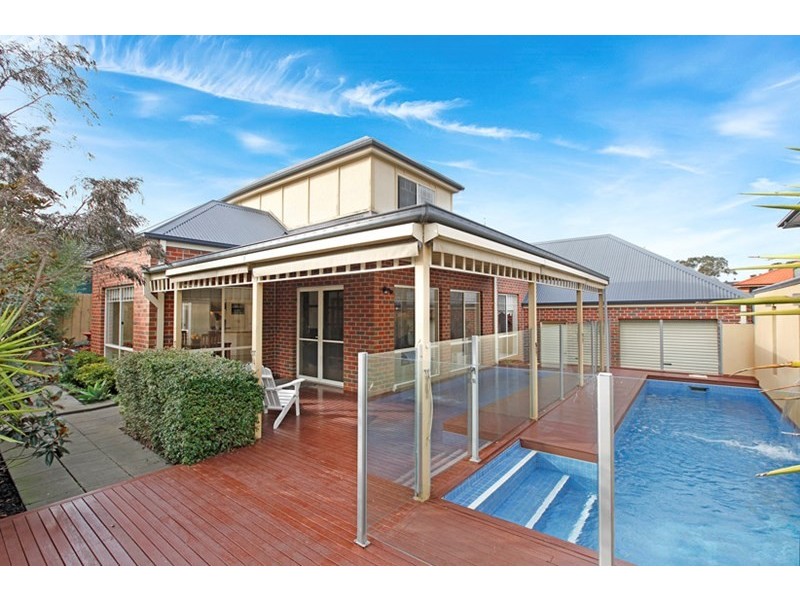 4 Noonan Street, Bundoora VIC 3083