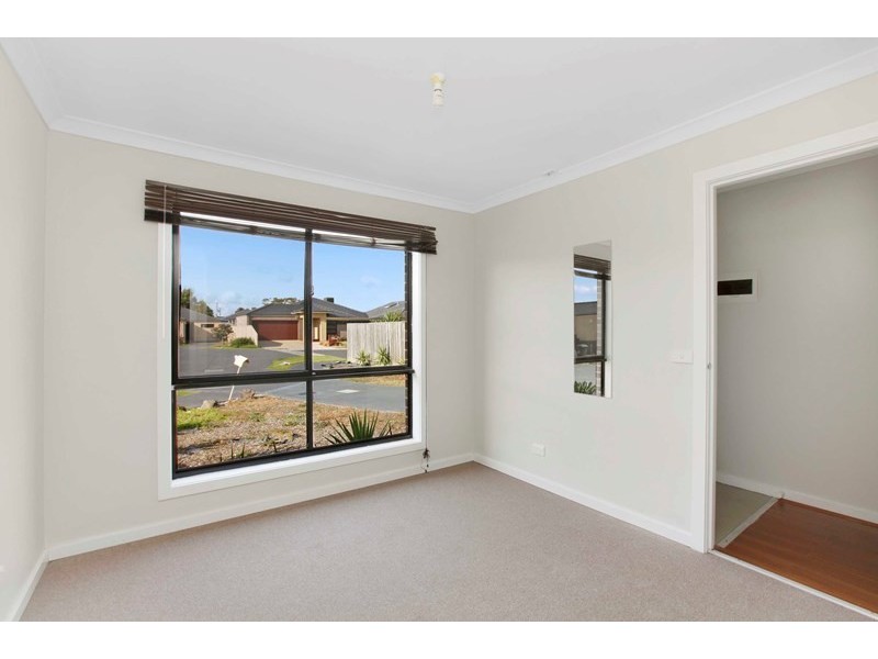 1/12 Kirkland Court, Epping VIC 3076