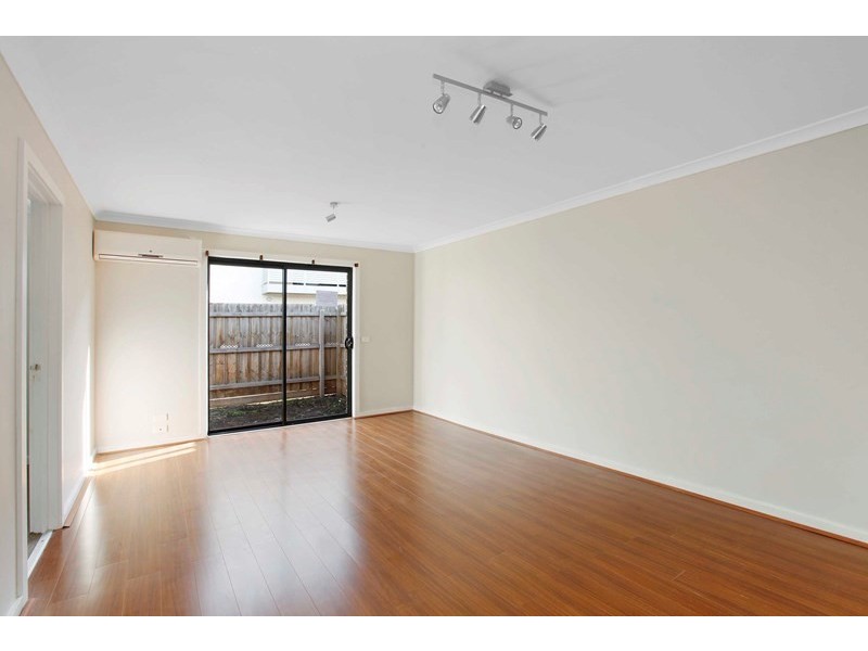 1/12 Kirkland Court, Epping VIC 3076