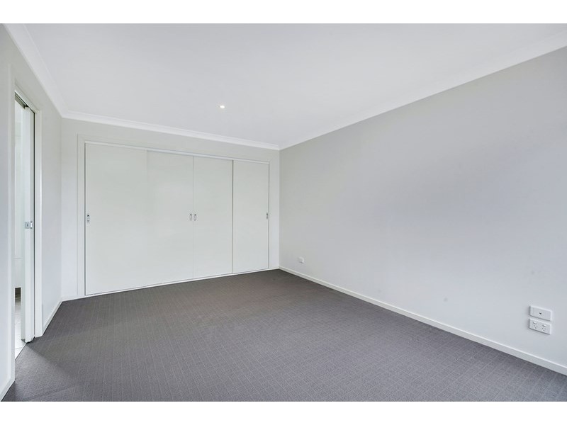 8/62 Marathon Boulevard, Craigieburn VIC 3064