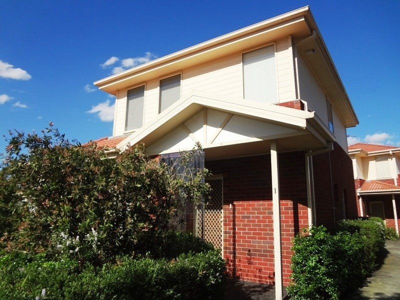 1/12 Zurzolo Terrace, Epping VIC 3076