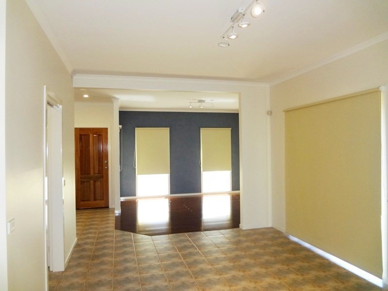 1/12 Zurzolo Terrace, Epping VIC 3076