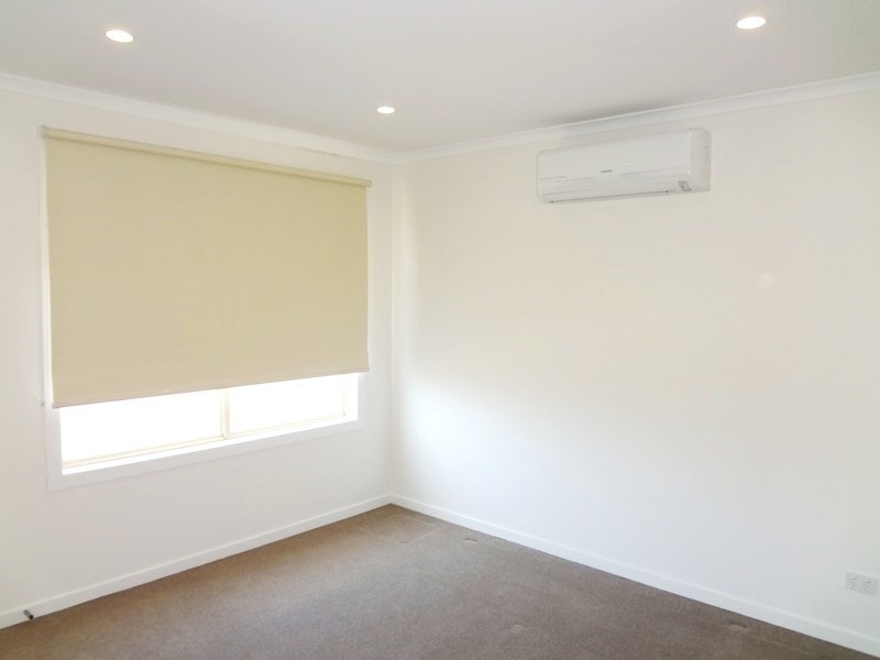 1/12 Zurzolo Terrace, Epping VIC 3076