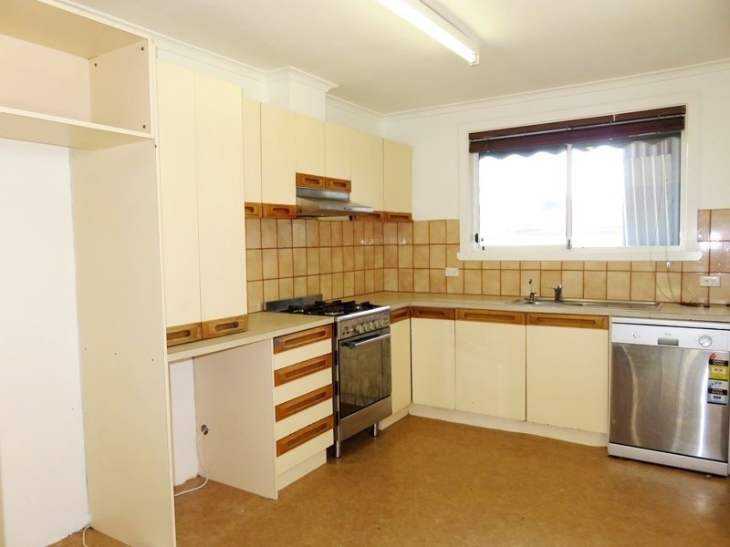 53 Huskisson Avenue, Lalor VIC 3075