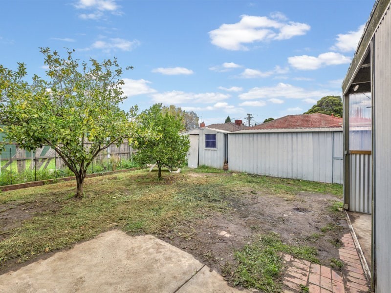 53 Huskisson Avenue, Lalor VIC 3075