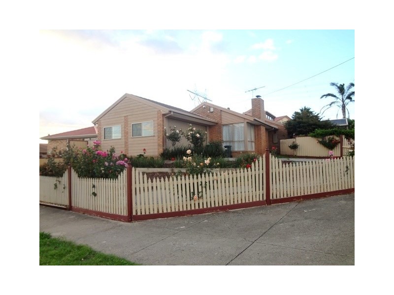 13 Longwood Drive, Epping VIC 3076