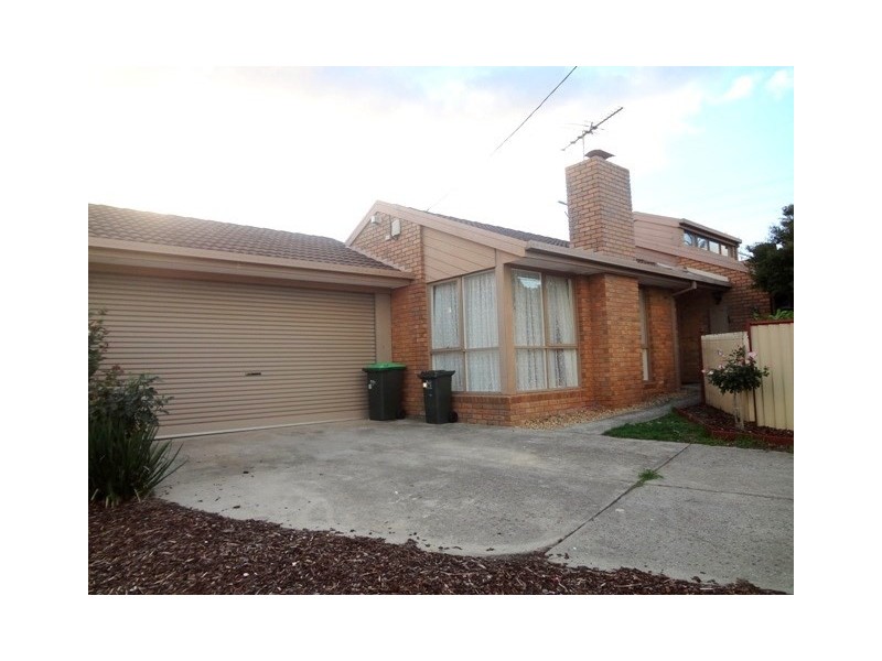 13 Longwood Drive, Epping VIC 3076
