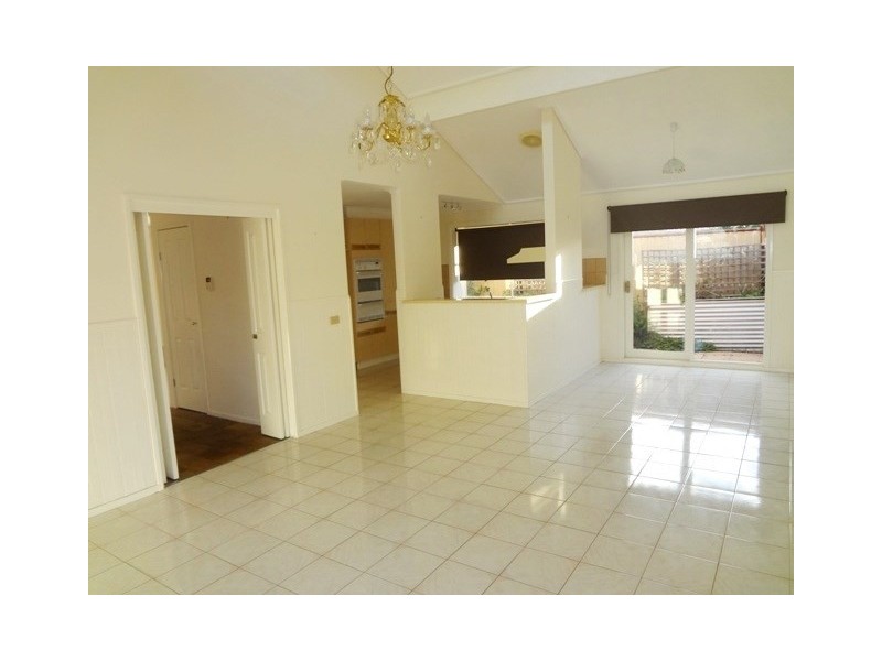 13 Longwood Drive, Epping VIC 3076