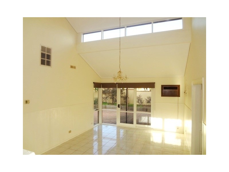13 Longwood Drive, Epping VIC 3076