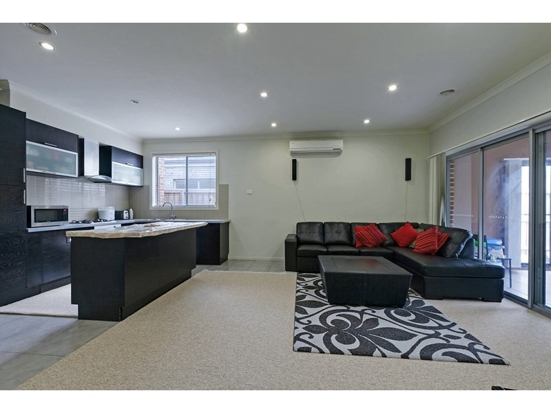 4 Alhambra Drive, Epping VIC 3076