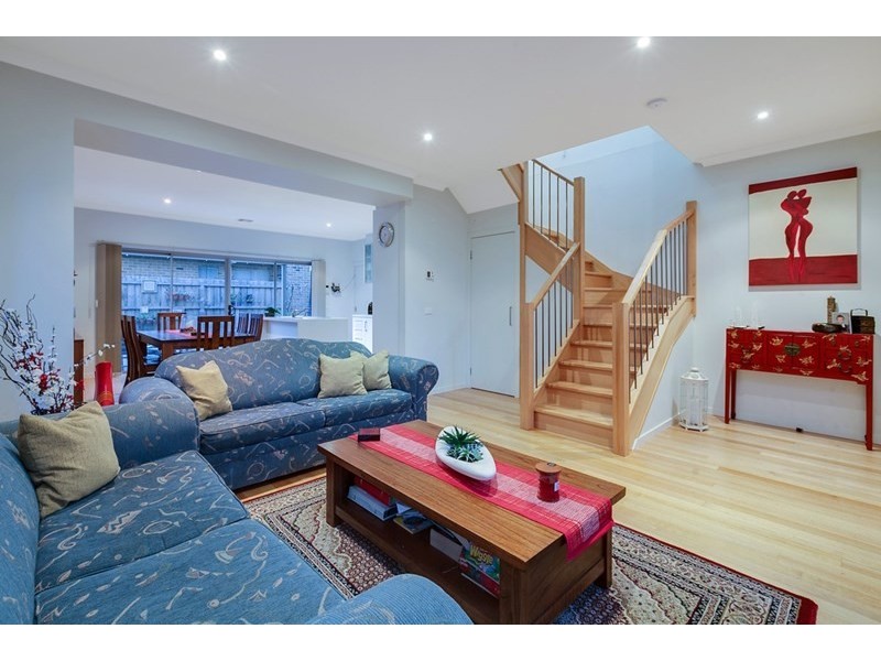 1/16 Young Street, Epping VIC 3076