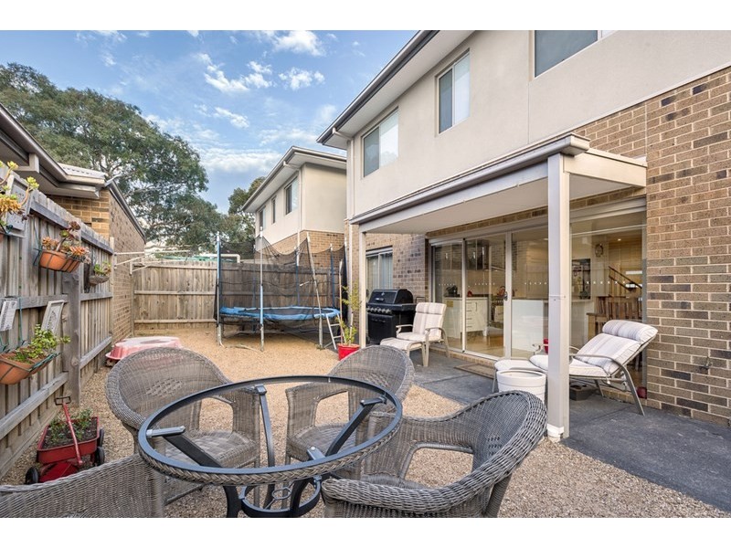 1/16 Young Street, Epping VIC 3076