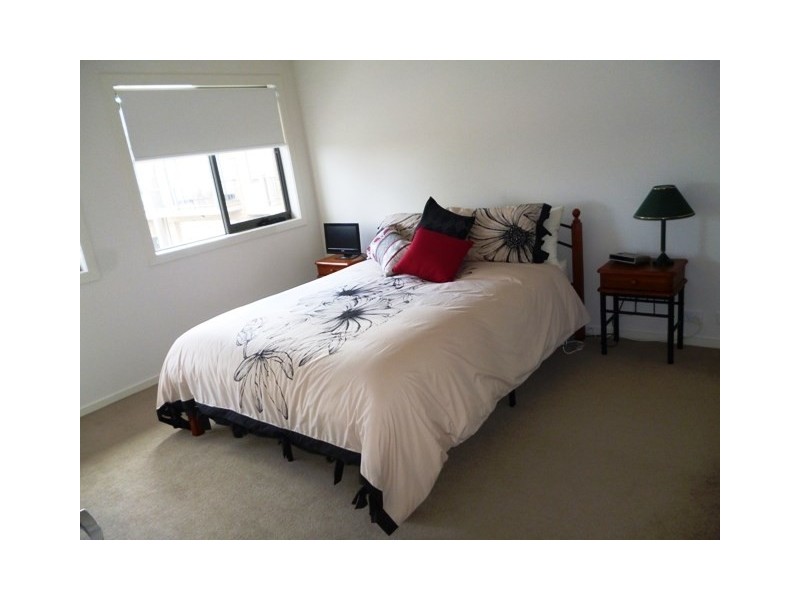 5 Pin Oak Mews, Epping VIC 3076