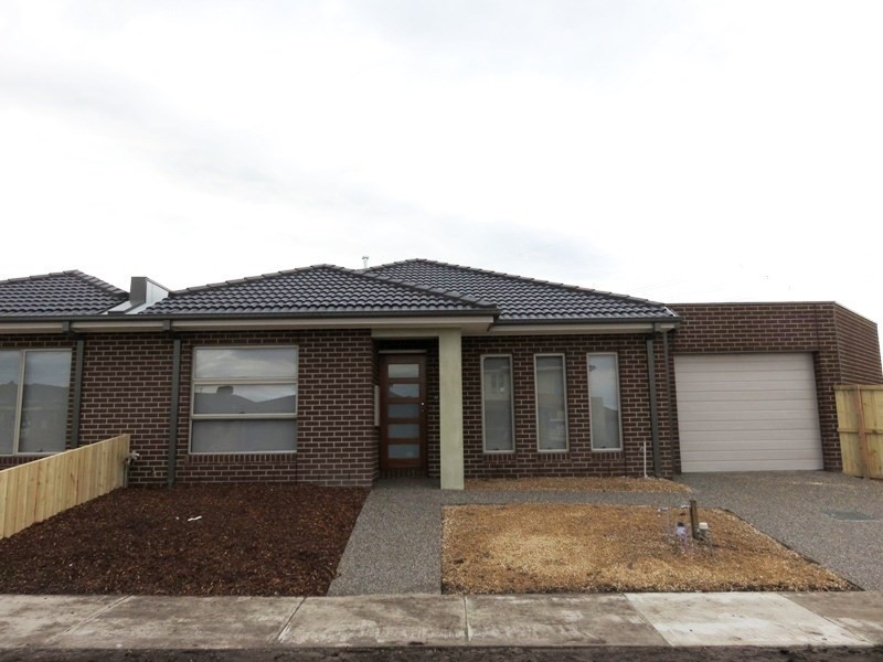 43 De Rossi Boulevard, Wollert VIC 3750