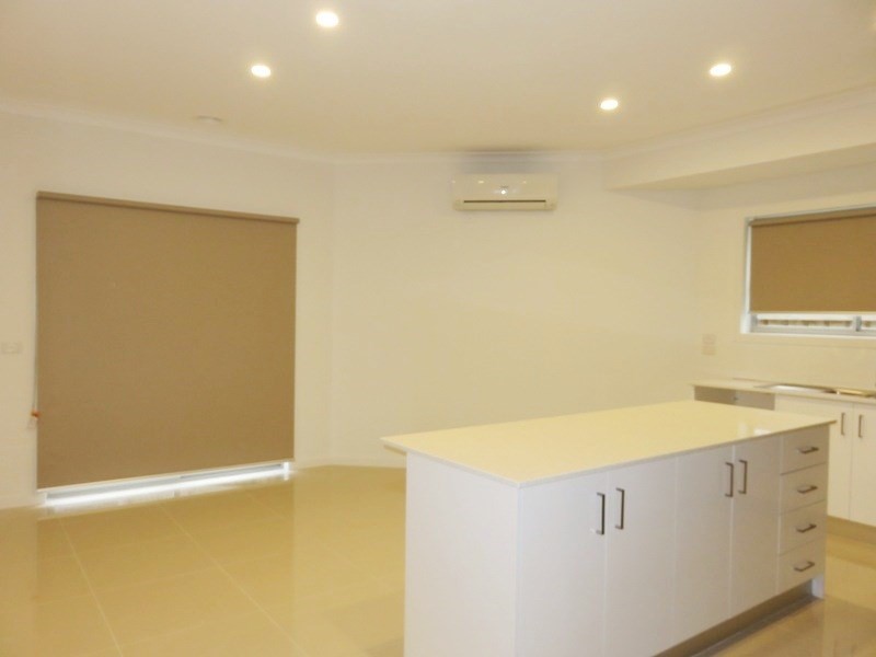 43 De Rossi Boulevard, Wollert VIC 3750