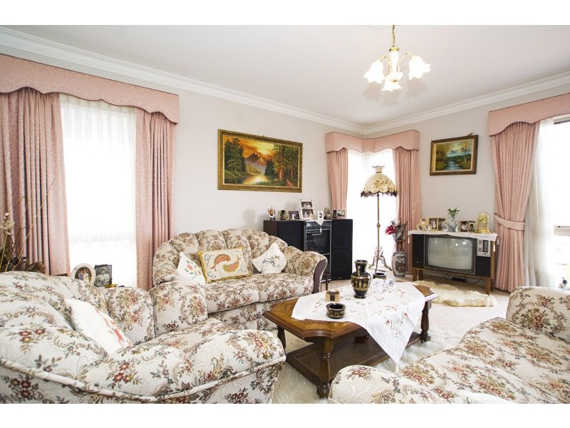 7 Egerton Grove, Epping VIC 3076