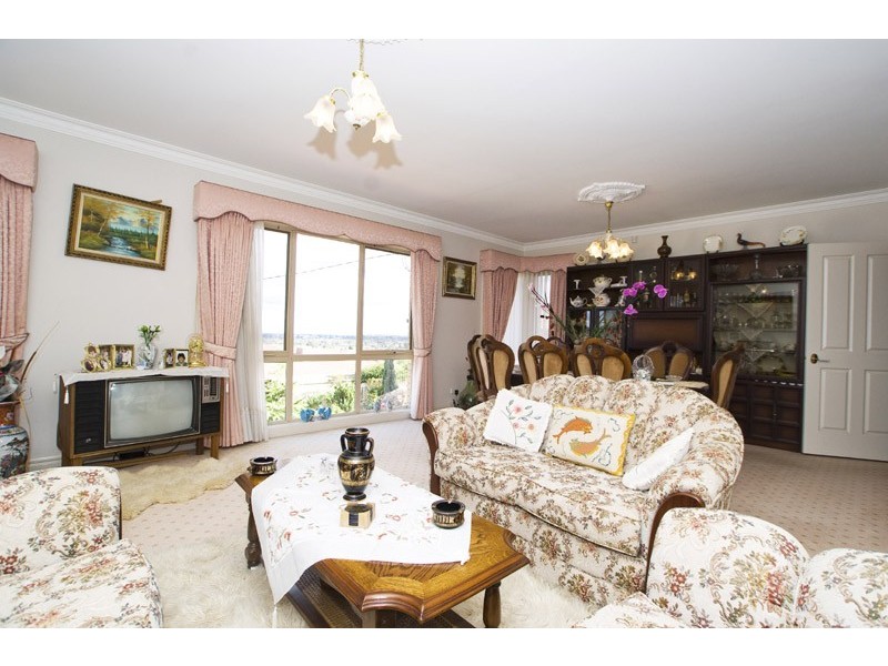 7 Egerton Grove, Epping VIC 3076