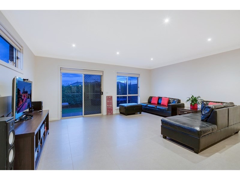 2 Melissa Court, South Morang VIC 3752