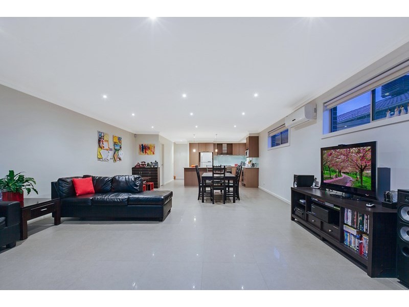 2 Melissa Court, South Morang VIC 3752