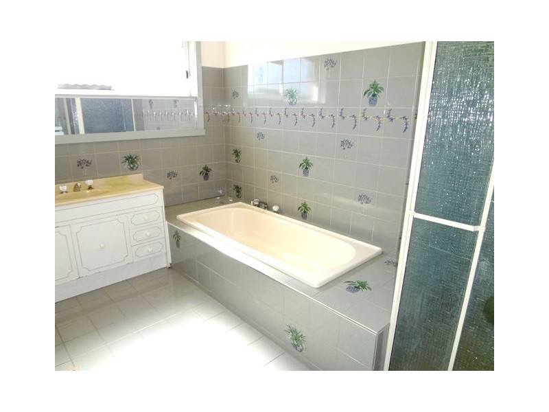 23 Carbeen Drive, Bundoora VIC 3083