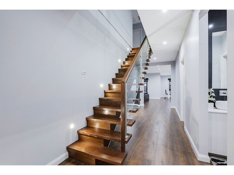 12 Bottlebrush Road, Craigieburn VIC 3064