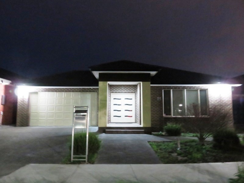 11 Maranatha Street, Epping VIC 3076